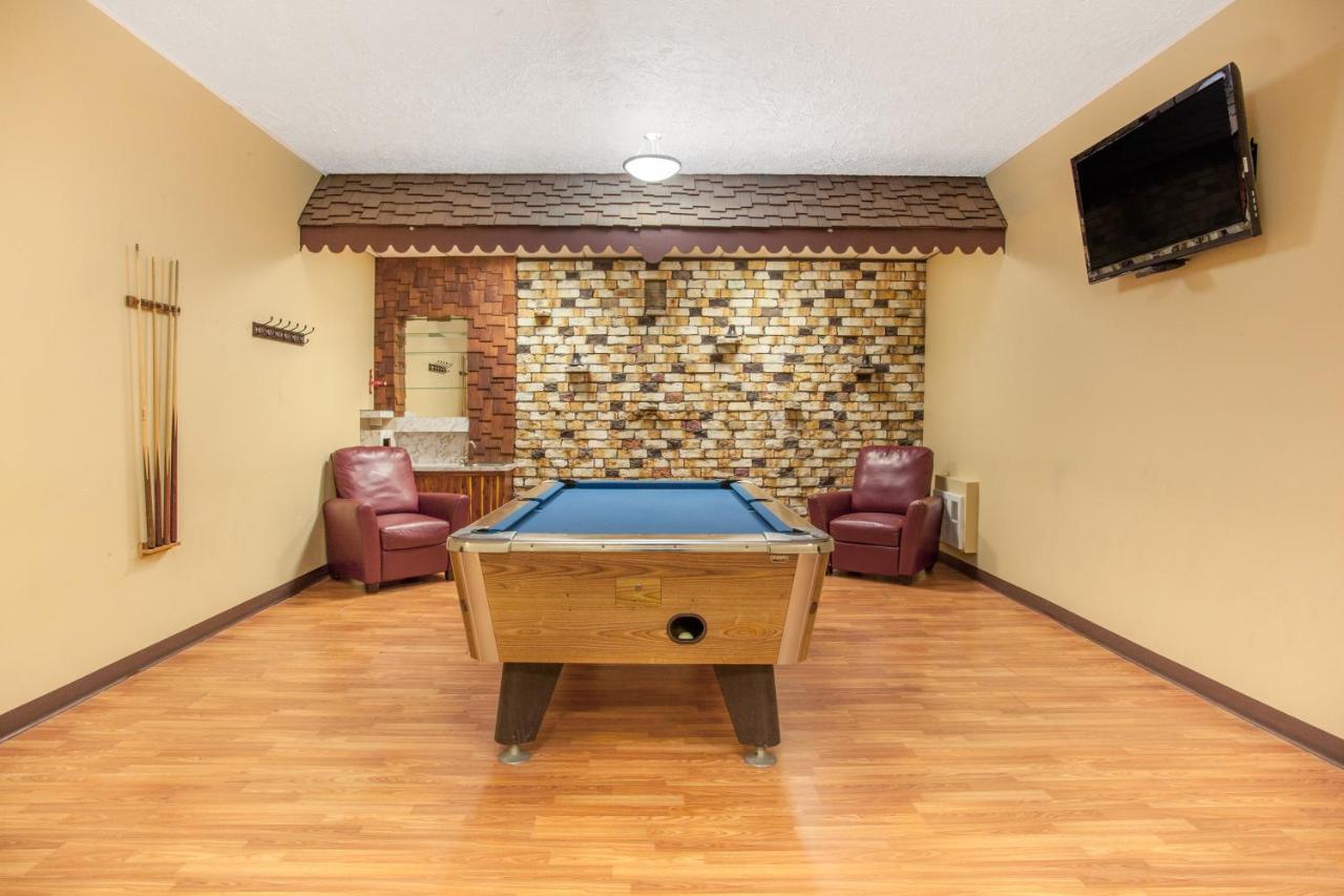 Econo Lodge Inn & Suites Medicine Hat Ngoại thất bức ảnh