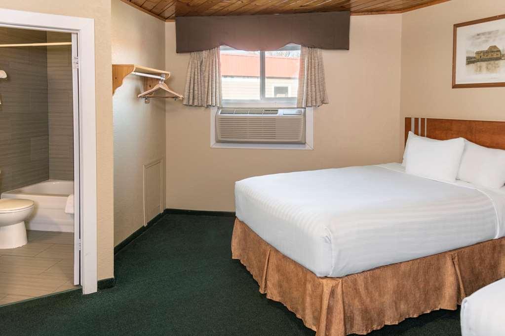 Econo Lodge Inn & Suites Medicine Hat Phòng bức ảnh